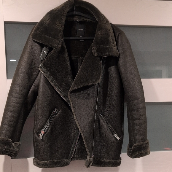 Forever 21 Shearling Jacket - Picture 1 of 9